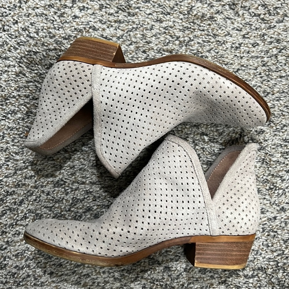 COPY - Lucky Brand 7.5 tan booties